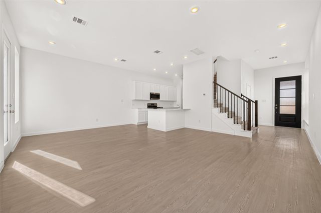 2212 Via Vicky Road, Houston, TX 77051