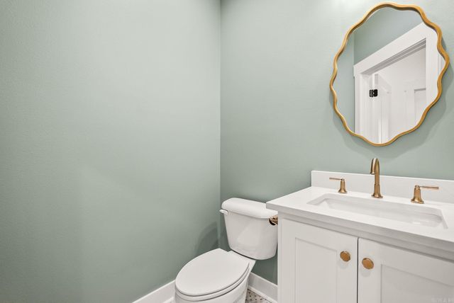 1670 DOLPHIN, Conway, AR 72034