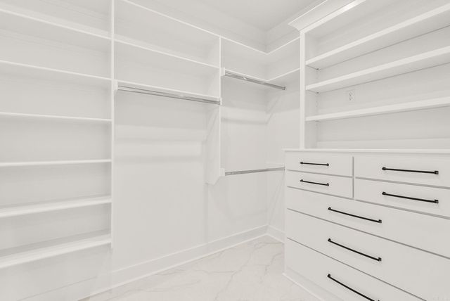 1670 DOLPHIN, Conway, AR 72034