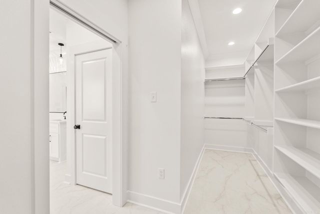 1670 DOLPHIN, Conway, AR 72034