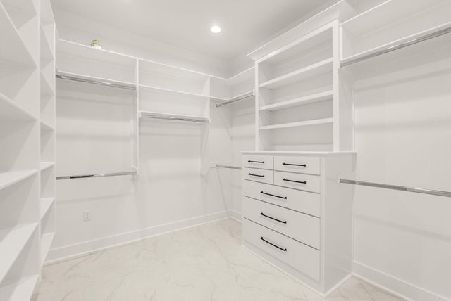 1670 DOLPHIN, Conway, AR 72034