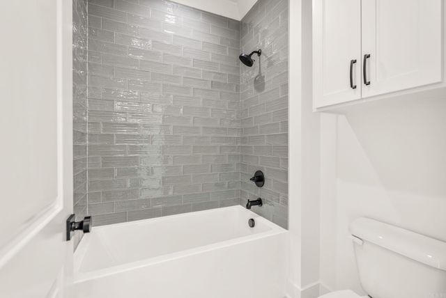 1670 DOLPHIN, Conway, AR 72034