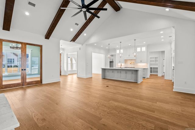 1670 DOLPHIN, Conway, AR 72034