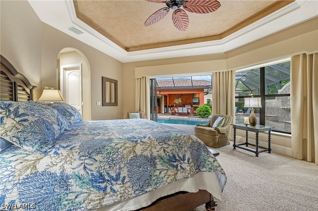 967 Tivoli DR, Naples, FL 34104