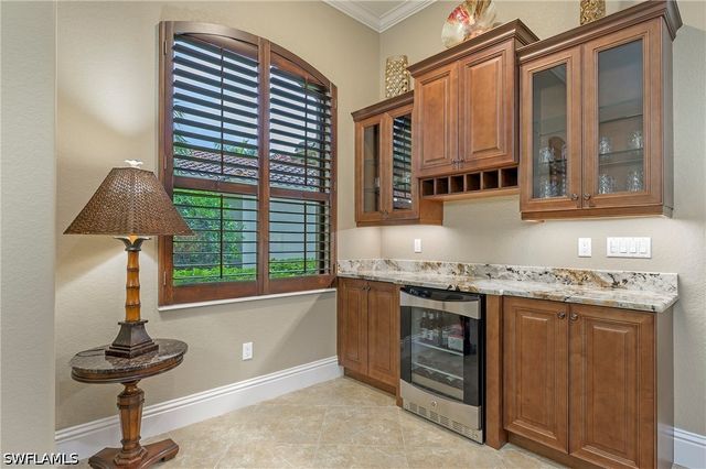 967 Tivoli DR, Naples, FL 34104