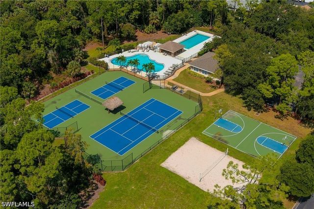 967 Tivoli DR, Naples, FL 34104