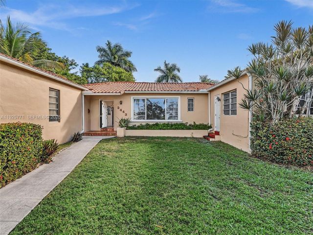 2443 N Meridian Ave, Miami Beach, FL 33140