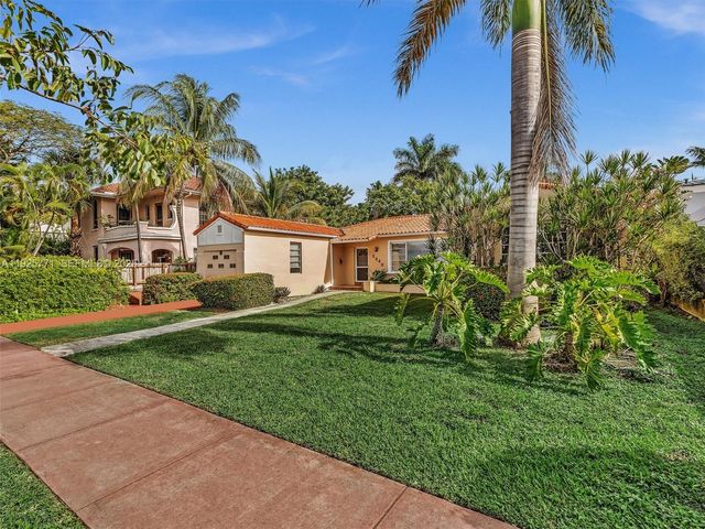 2443 N Meridian Ave, Miami Beach, FL 33140