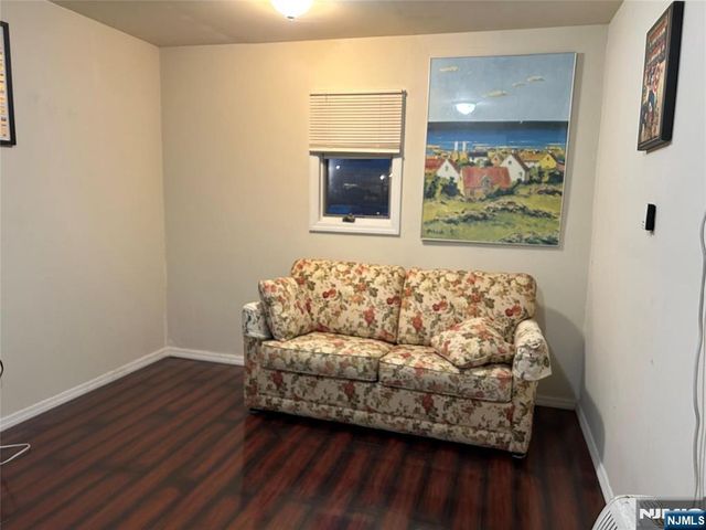 40 Poplar, Lodi, NJ 07644