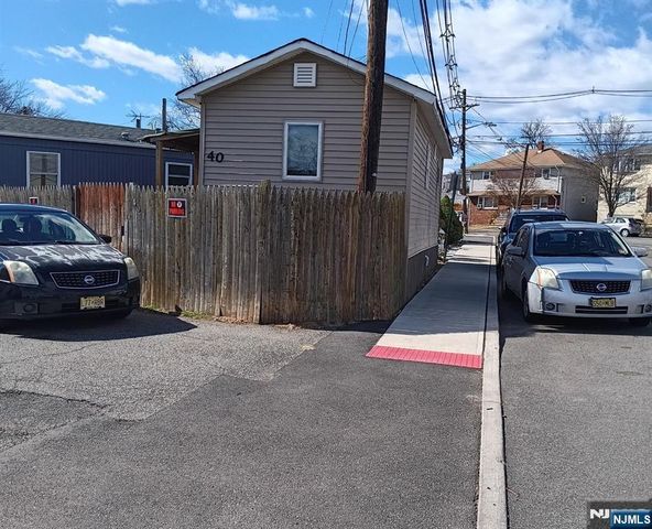 40 Poplar, Lodi, NJ 07644