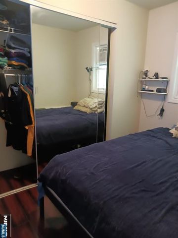 40 Poplar, Lodi, NJ 07644