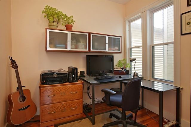 37 Fairmont Street 2, Cambridge, MA 02139