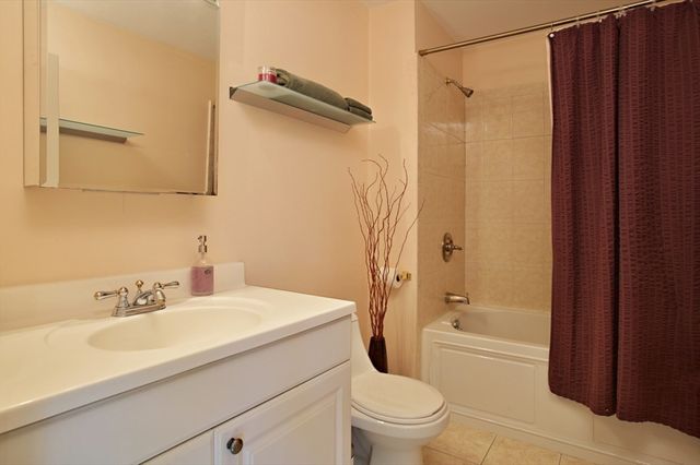 37 Fairmont Street 2, Cambridge, MA 02139