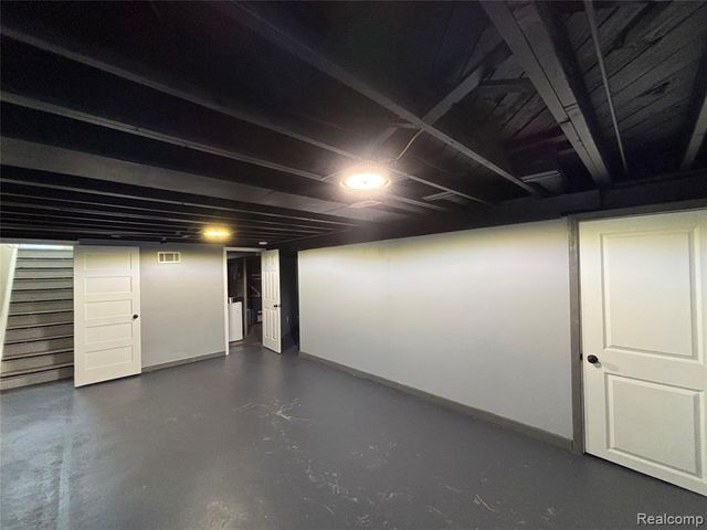 7720 Amboy Street, Dearborn Heights, MI 48127