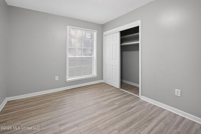 4933 Cottonwood Lane, Jackson, MS 39212