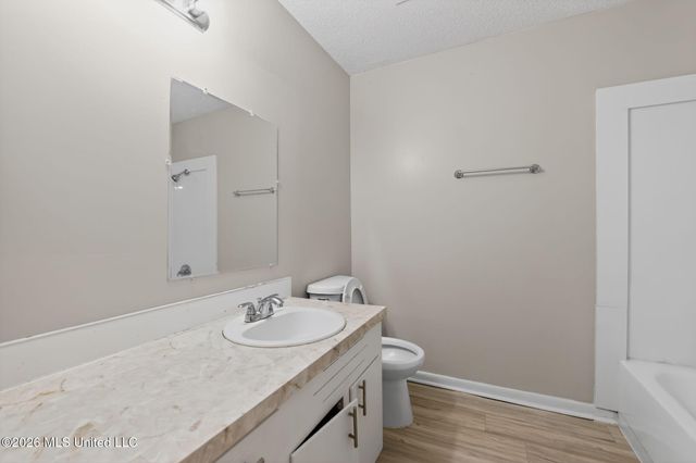 4933 Cottonwood Lane, Jackson, MS 39212