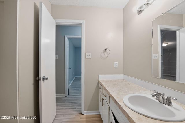 4933 Cottonwood Lane, Jackson, MS 39212