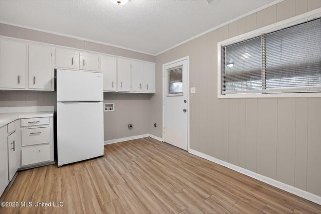 4933 Cottonwood Lane, Jackson, MS 39212