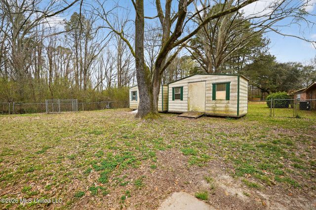 4933 Cottonwood Lane, Jackson, MS 39212