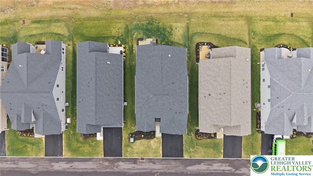 5471 Traditions Drive, Upper Saucon Twp, PA 18036