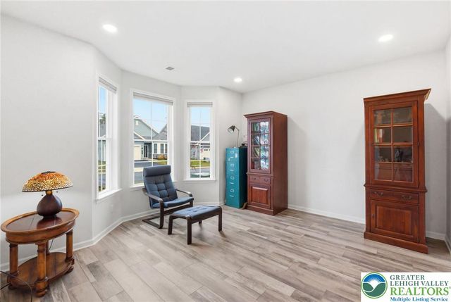5471 Traditions Drive, Upper Saucon Twp, PA 18036