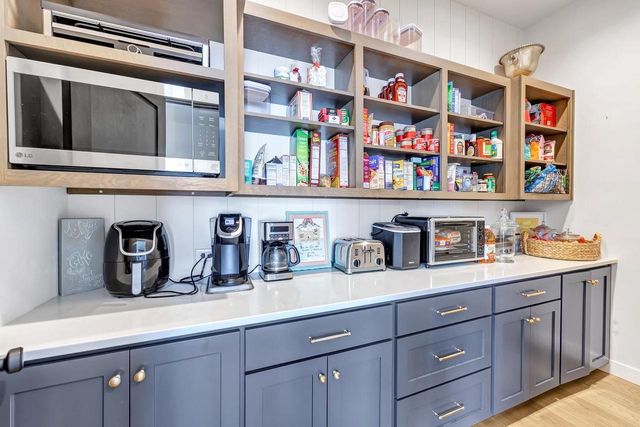 3001 STONE FENCE PLACE, Green Bay, WI 54311