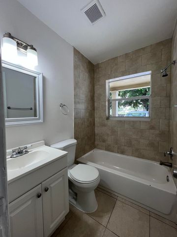 508 57th Street 1, West Palm Beach, FL 33407