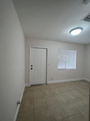 508 57th Street 1, West Palm Beach, FL 33407