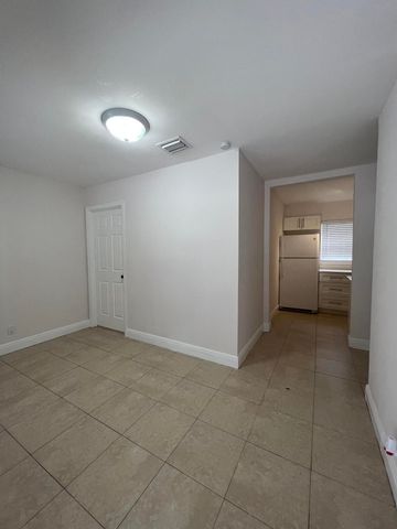 508 57th Street 1, West Palm Beach, FL 33407
