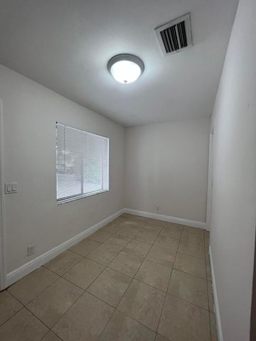 508 57th Street 1, West Palm Beach, FL 33407