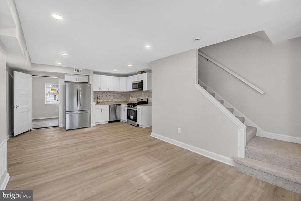 4400 DUBOIS PL SE, Washington, DC 20019