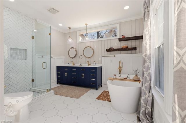 308 woodbine Court, Greensboro, NC 27403