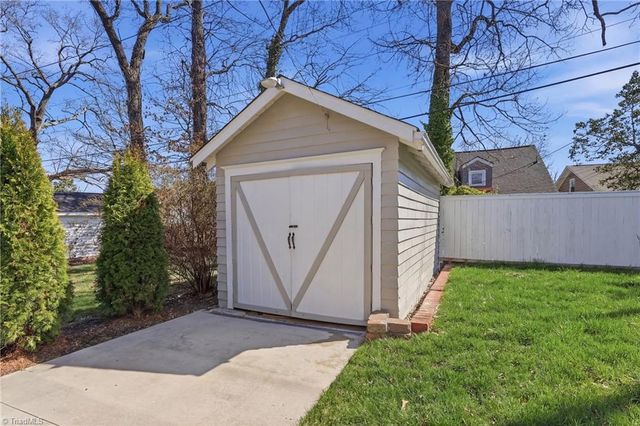 308 woodbine Court, Greensboro, NC 27403