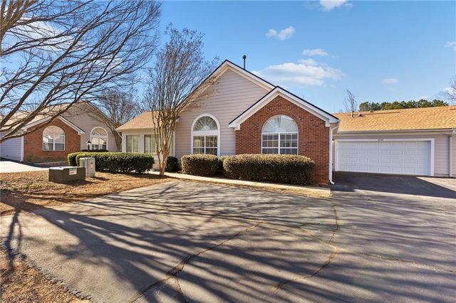 3733 Vineyards Lake NW Circle 24, Kennesaw, GA 30144