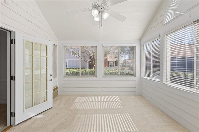 3733 Vineyards Lake NW Circle 24, Kennesaw, GA 30144