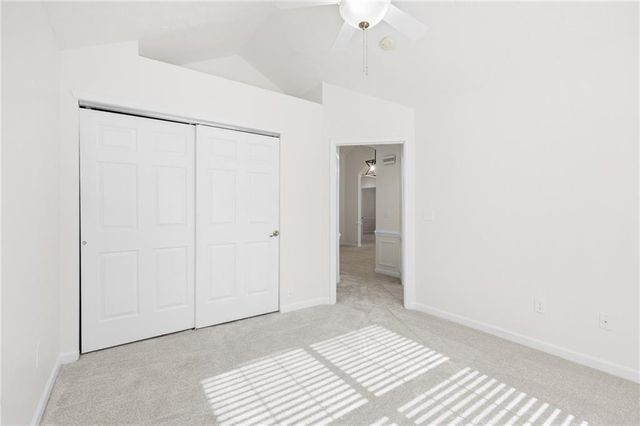 3733 Vineyards Lake NW Circle 24, Kennesaw, GA 30144