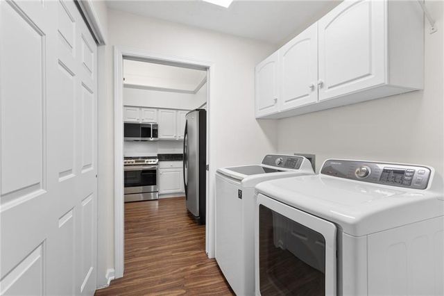 3733 Vineyards Lake NW Circle 24, Kennesaw, GA 30144