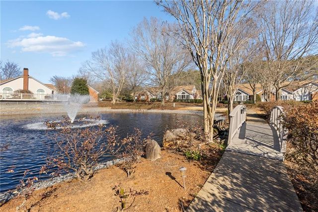 3733 Vineyards Lake NW Circle 24, Kennesaw, GA 30144