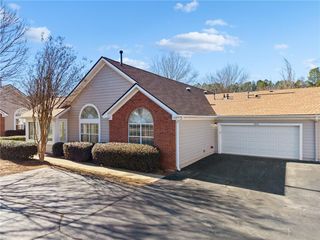 3733 Vineyards Lake NW Circle 24, Kennesaw, GA 30144