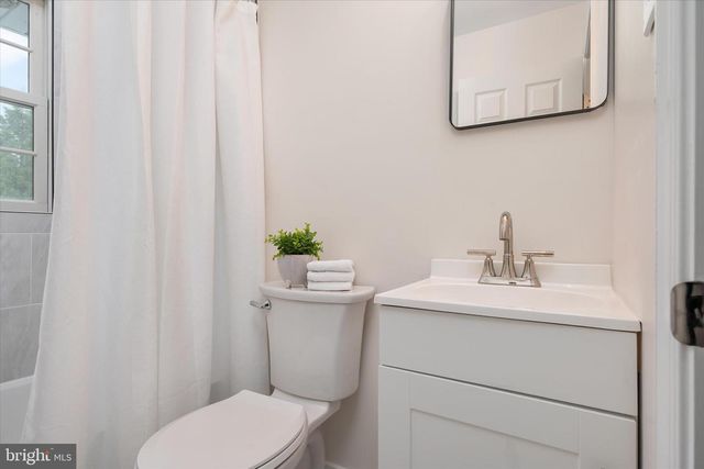 100 CARROLL DR, Annapolis, MD 21403
