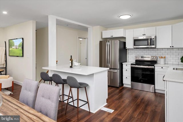 100 CARROLL DR, Annapolis, MD 21403