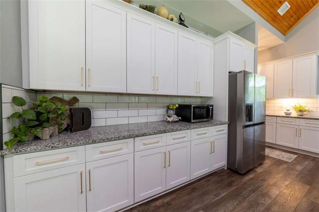 181 S Chattahoochee Drive S, Hogansville, GA 30230