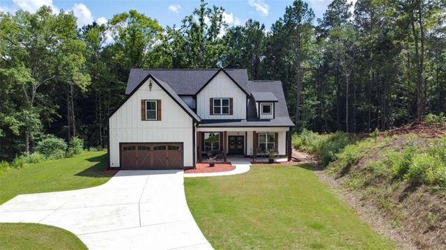 181 S Chattahoochee Drive S, Hogansville, GA 30230