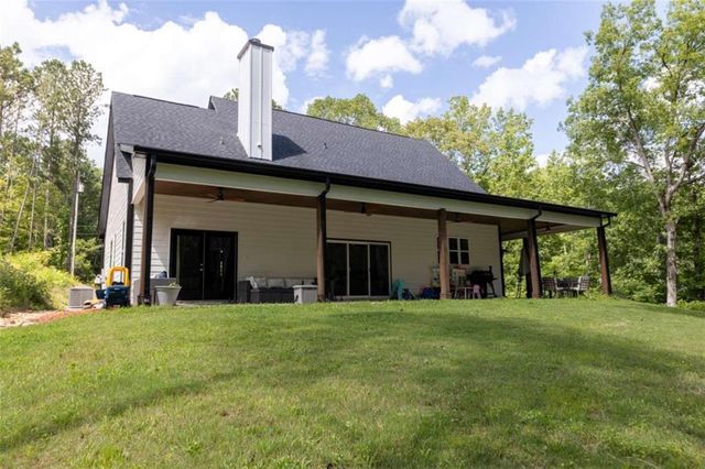 181 S Chattahoochee Drive S, Hogansville, GA 30230