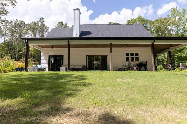 181 S Chattahoochee Drive S, Hogansville, GA 30230