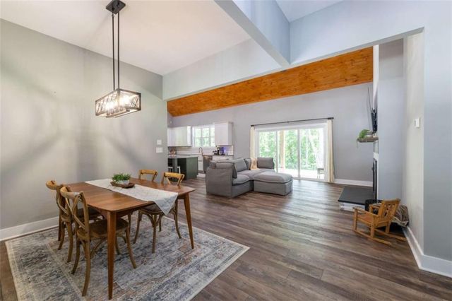 181 S Chattahoochee Drive S, Hogansville, GA 30230