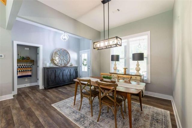 181 S Chattahoochee Drive S, Hogansville, GA 30230