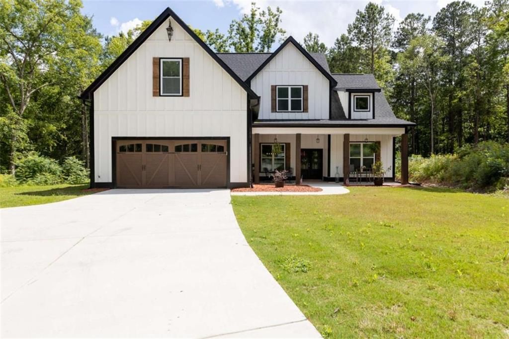 181 S Chattahoochee Drive S, Hogansville, GA 30230