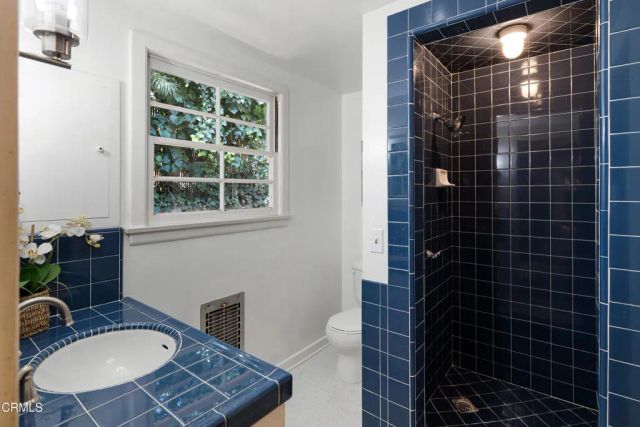 4733 Hillard Avenue, La Canada Flintridge, CA 91011