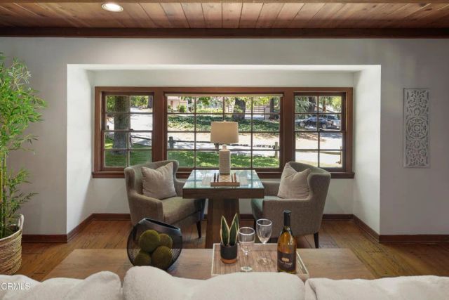 4733 Hillard Avenue, La Canada Flintridge, CA 91011